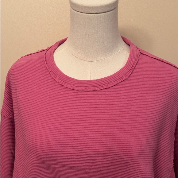 FREE PEOPLE x We The Free "Total Eclipse" Tee  size extra small - Picture 9 of 11